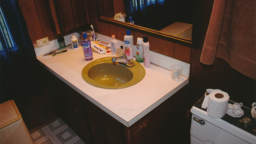 Exhibit-206-bathroom-sink-1024x681